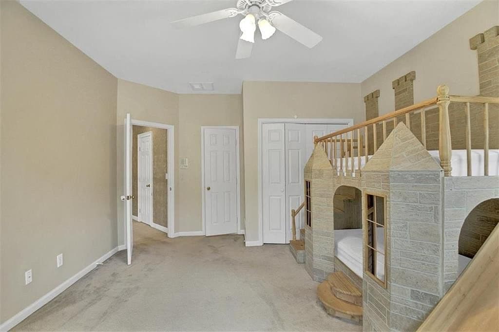 Neutral Carpets