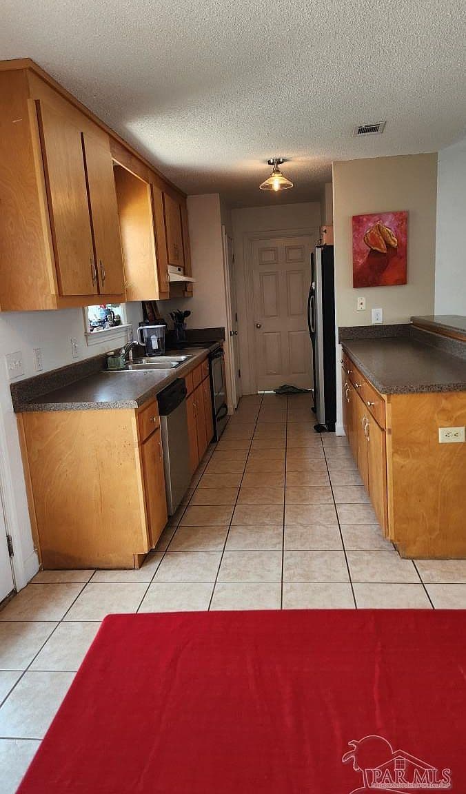 Outdated Kitchen