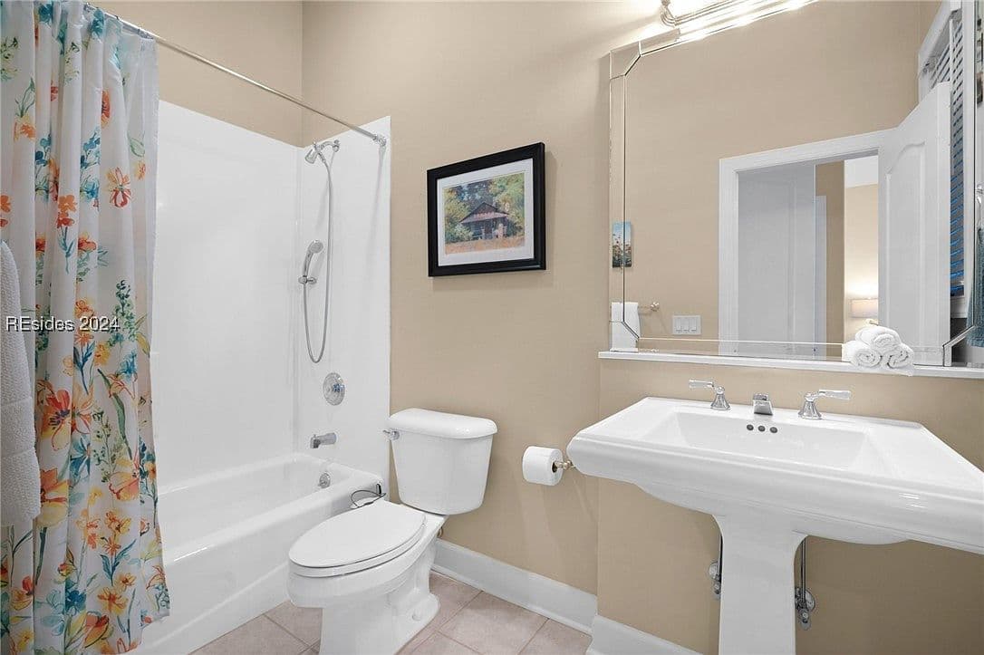 Dated Bathroom Fixtures