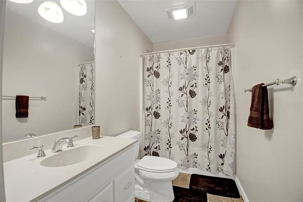 Dated Bathroom