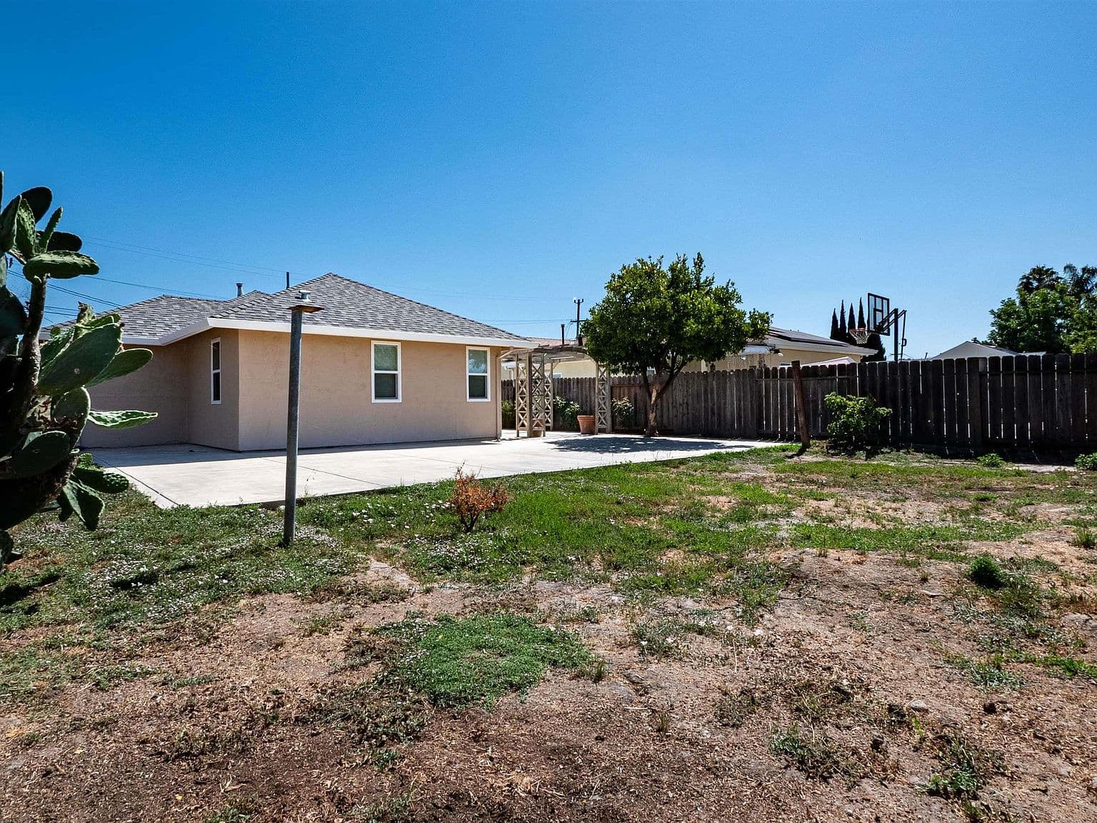 Unlandscaped Yard