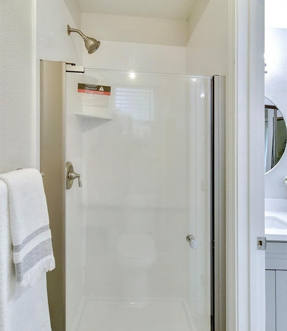 Fiberglass Shower Stall