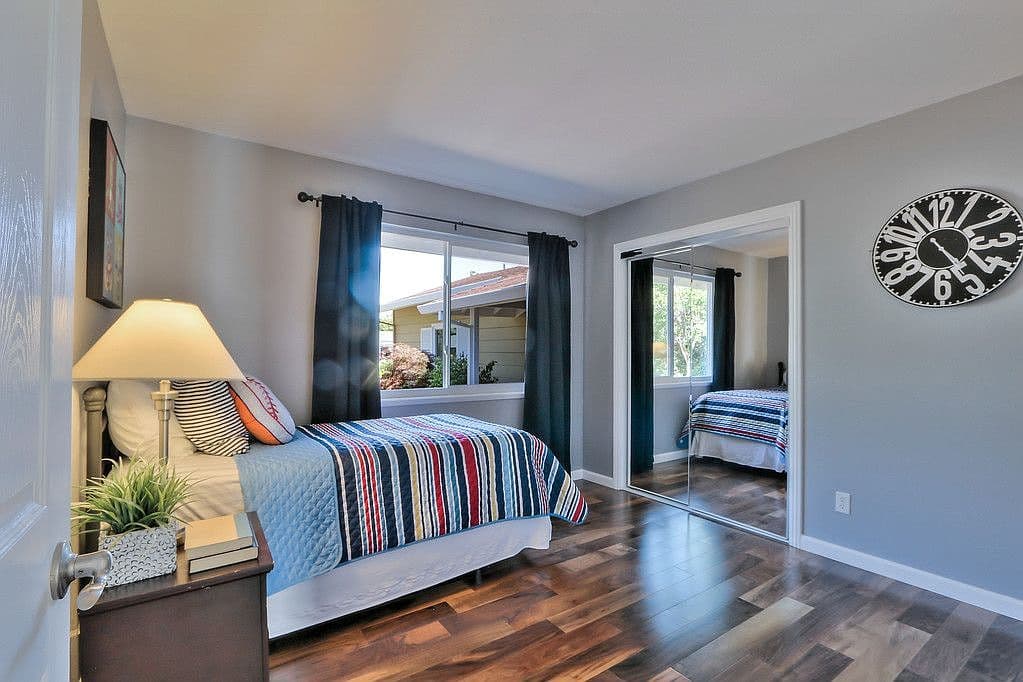 Mirrored Closet Doors