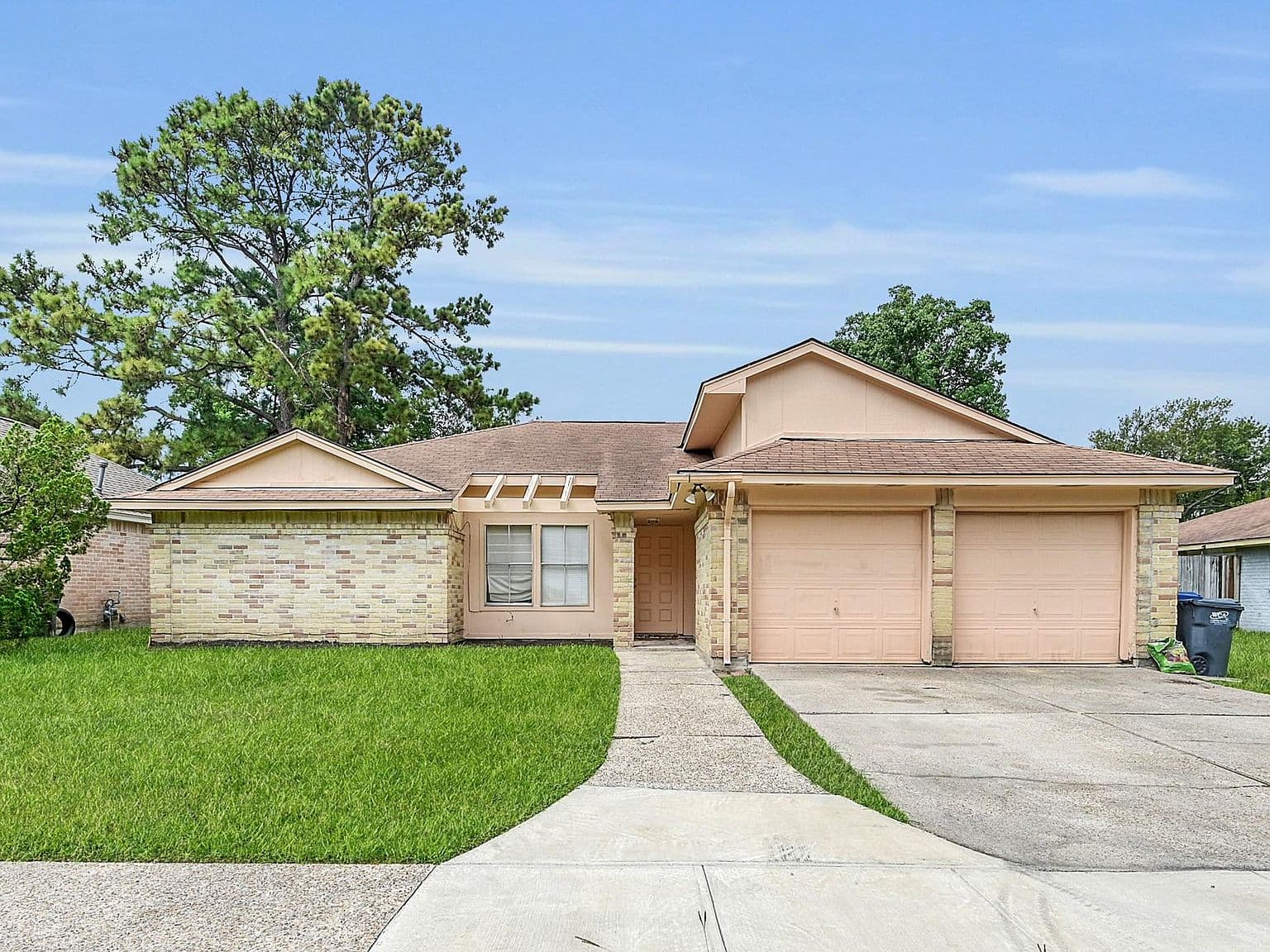 Outdated Exterior Color Scheme