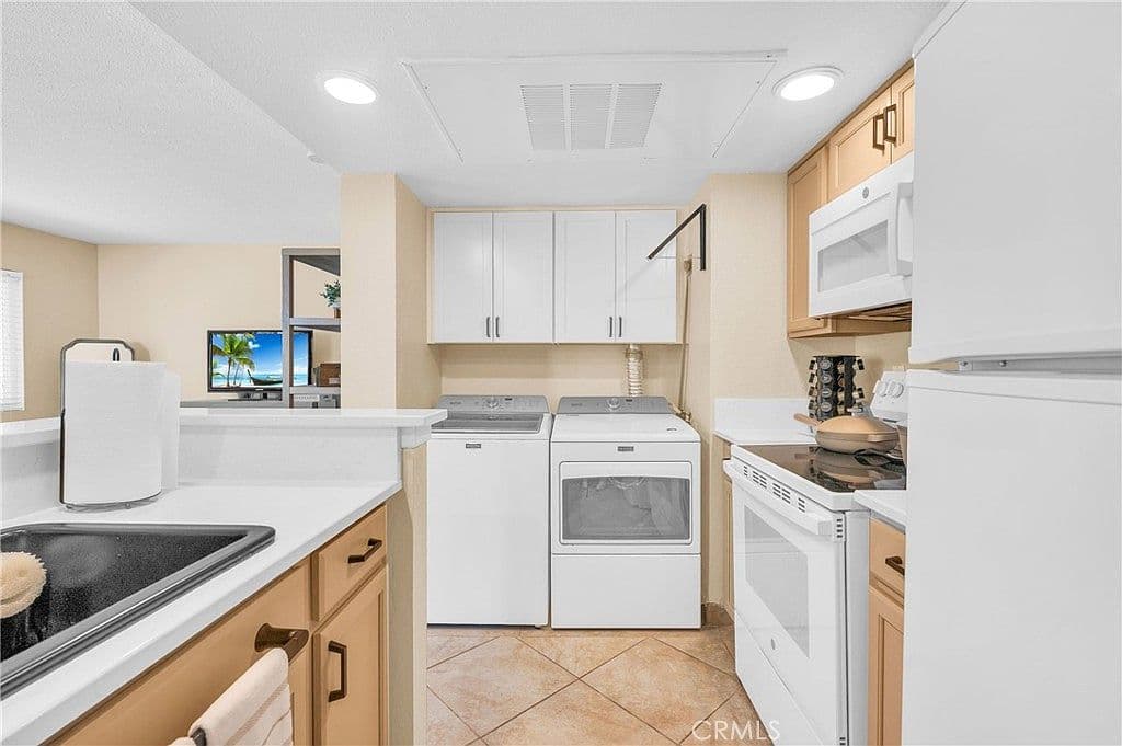 Combined Kitchen and Laundry