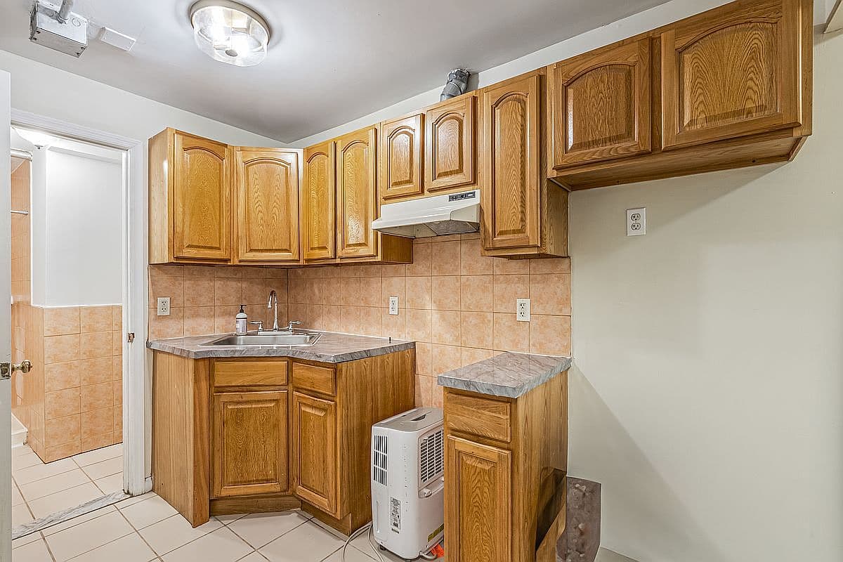 Outdated Kitchen