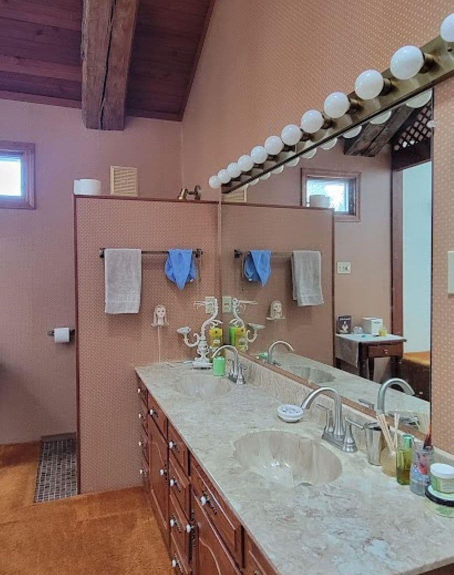 Outdated Bathroom