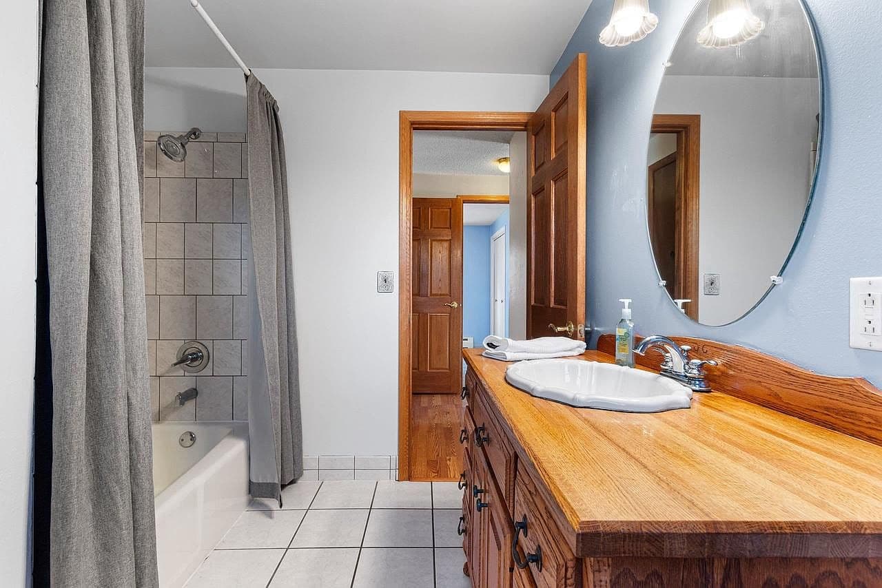 Outdated Bathroom