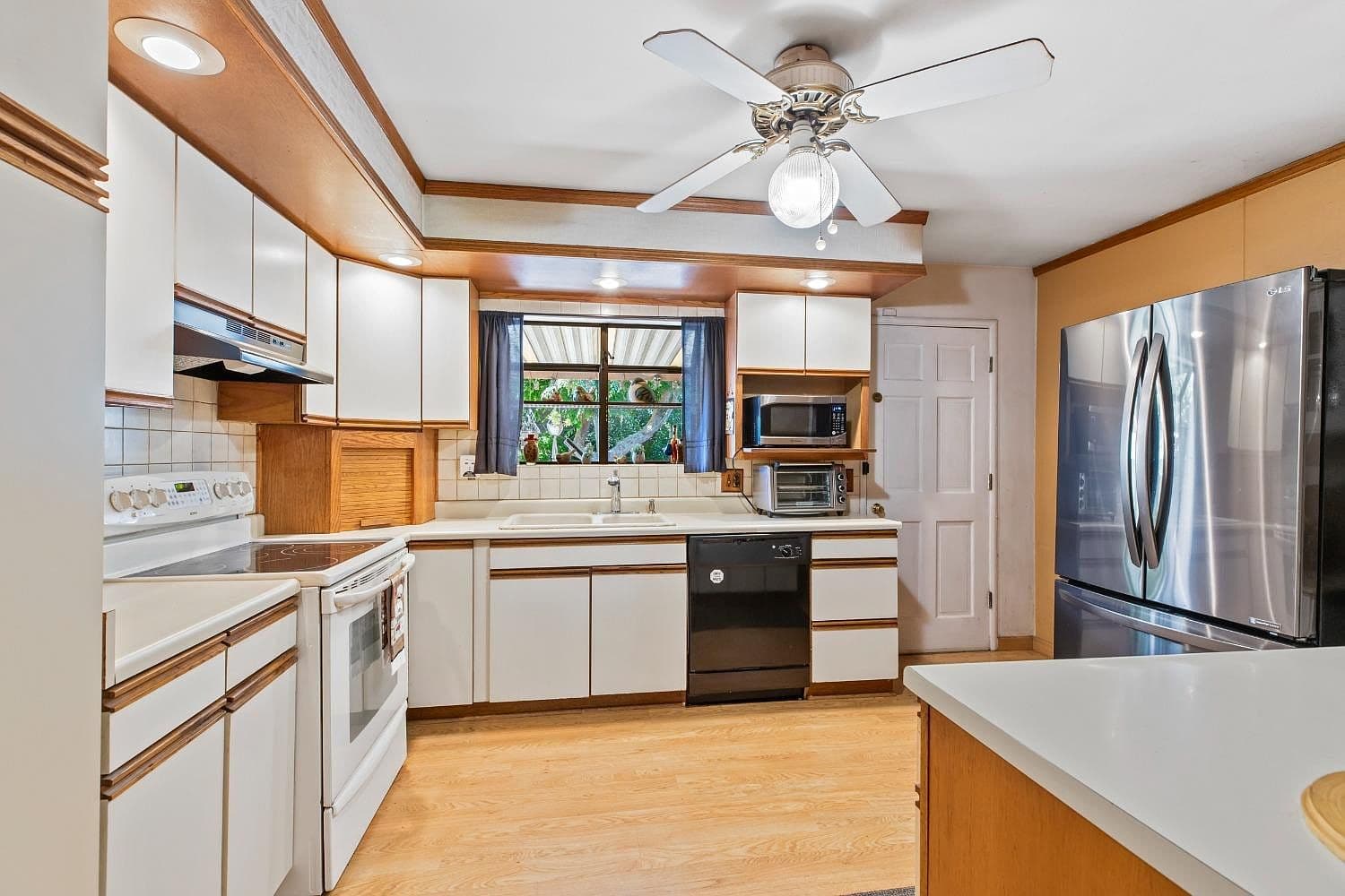 Outdated Kitchen