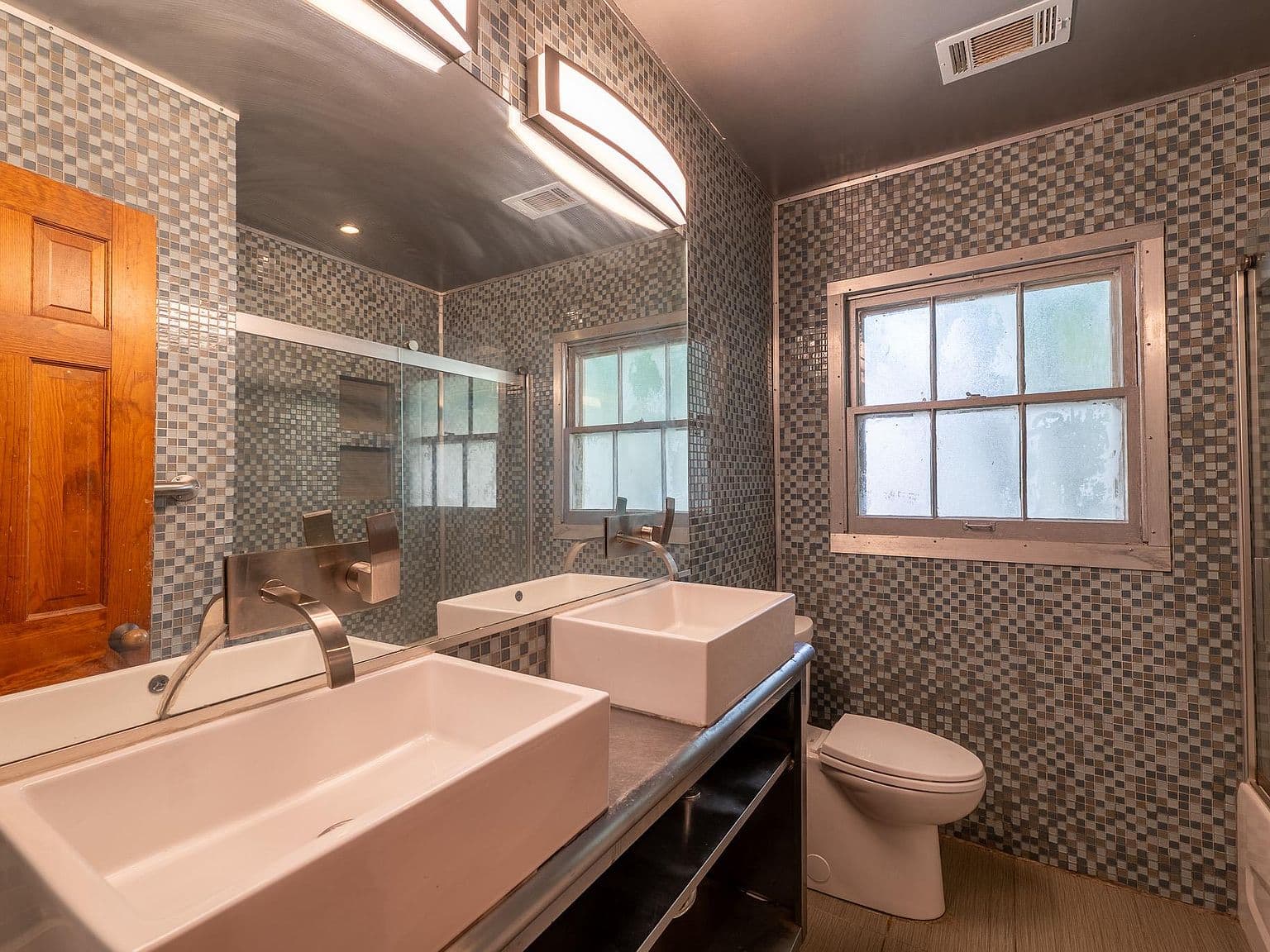 Outdated Bathroom