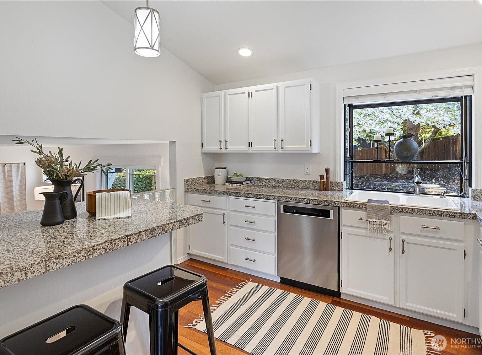 Dated Kitchen Finishes