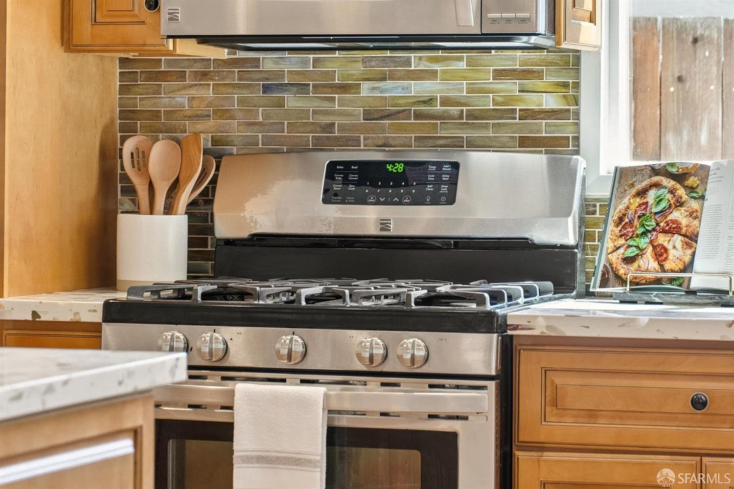 Outdated Kitchen Backsplash