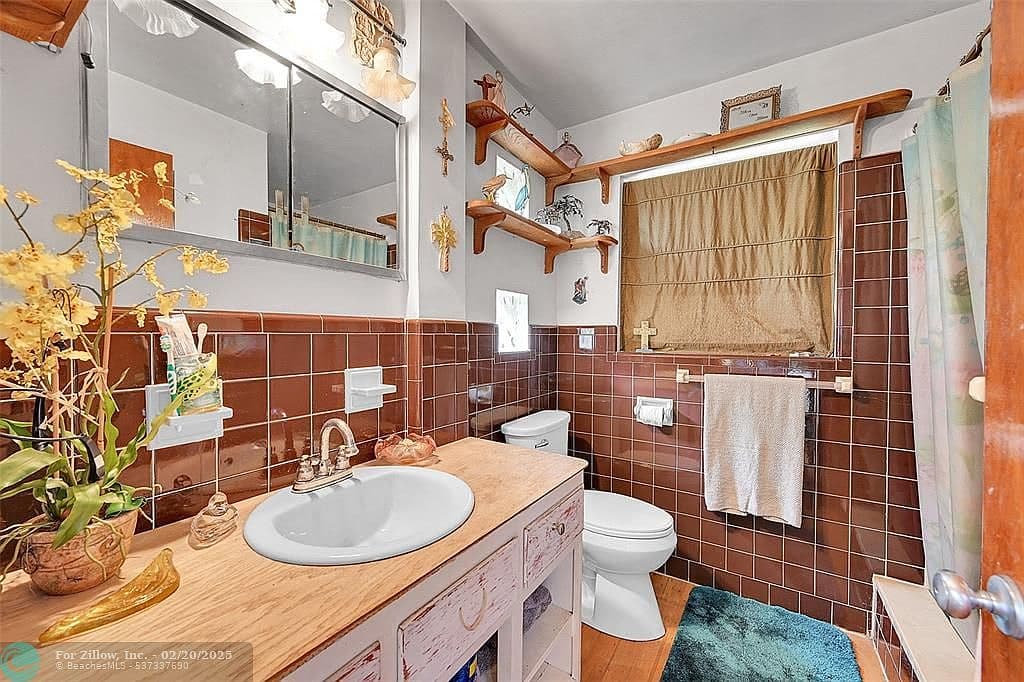Outdated Bathroom