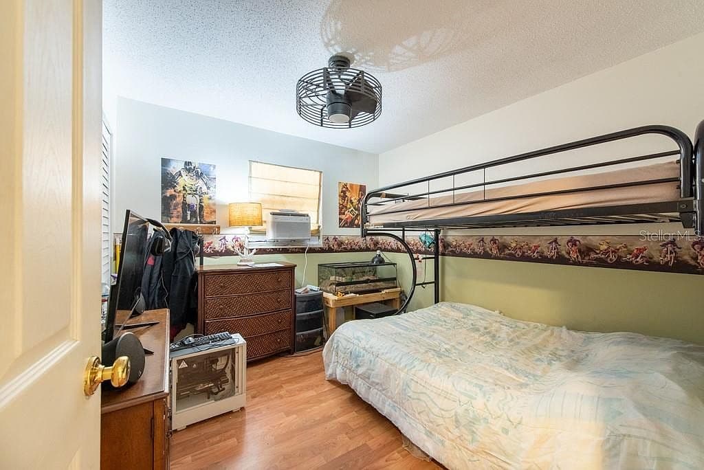 Dated Bedroom Decor