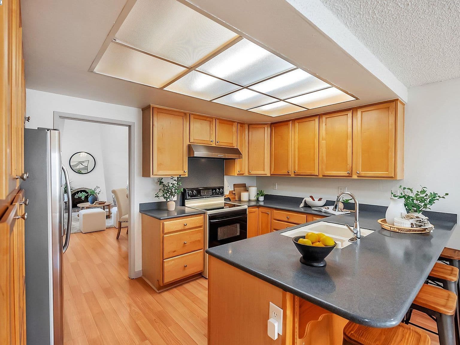 Dated Kitchen Cabinets